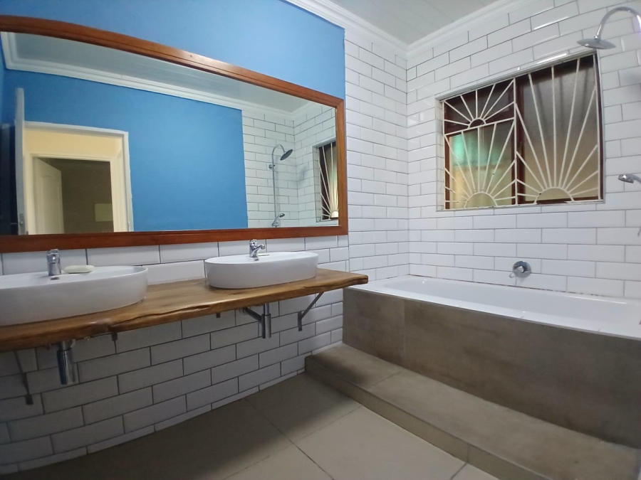 3 Bedroom Property for Sale in Kleinvlei Western Cape